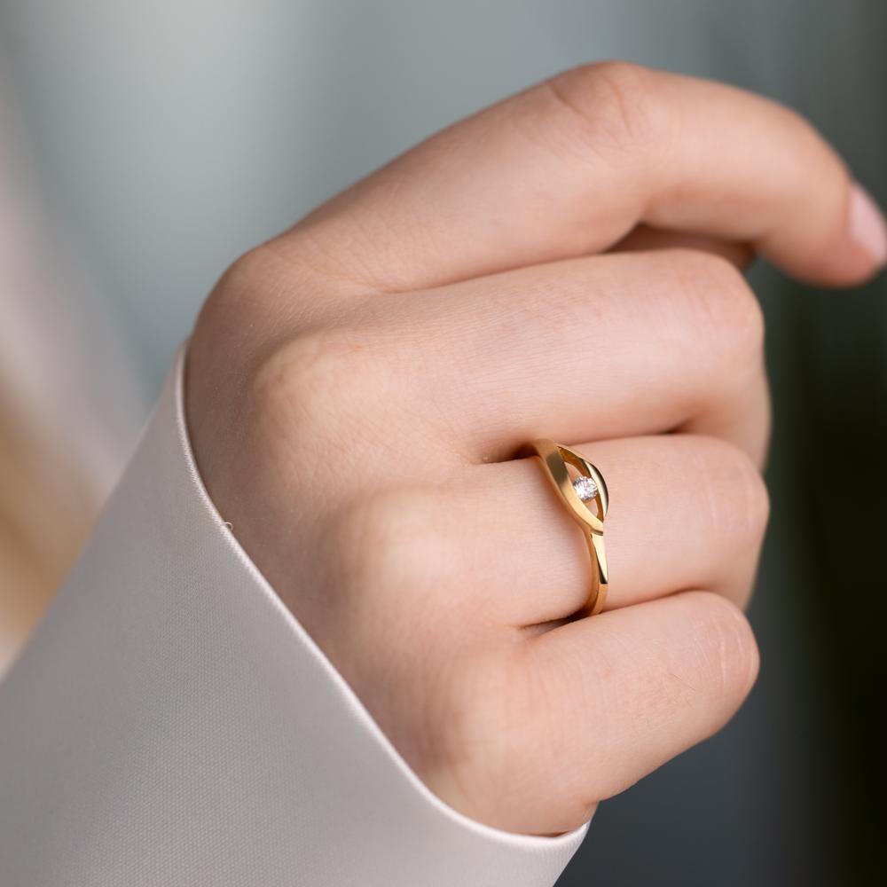 Anillo de dedo Oro amarillo de 375/9K Circonita