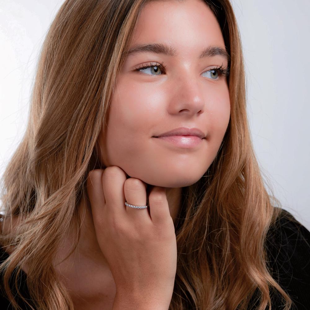 Anillo de memoria Plata Circonita 12 piedras Rodio plateado