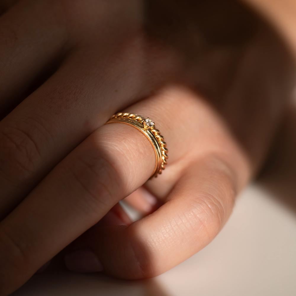 584213_584222_595133_p