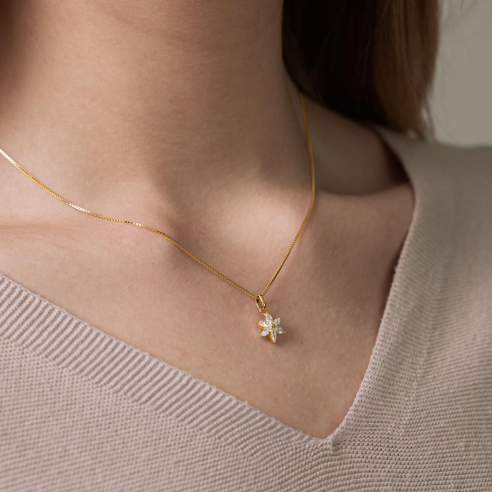 Colgante Oro amarillo de 375/9K Circonita 6 piedras Flor Ø9.5 mm