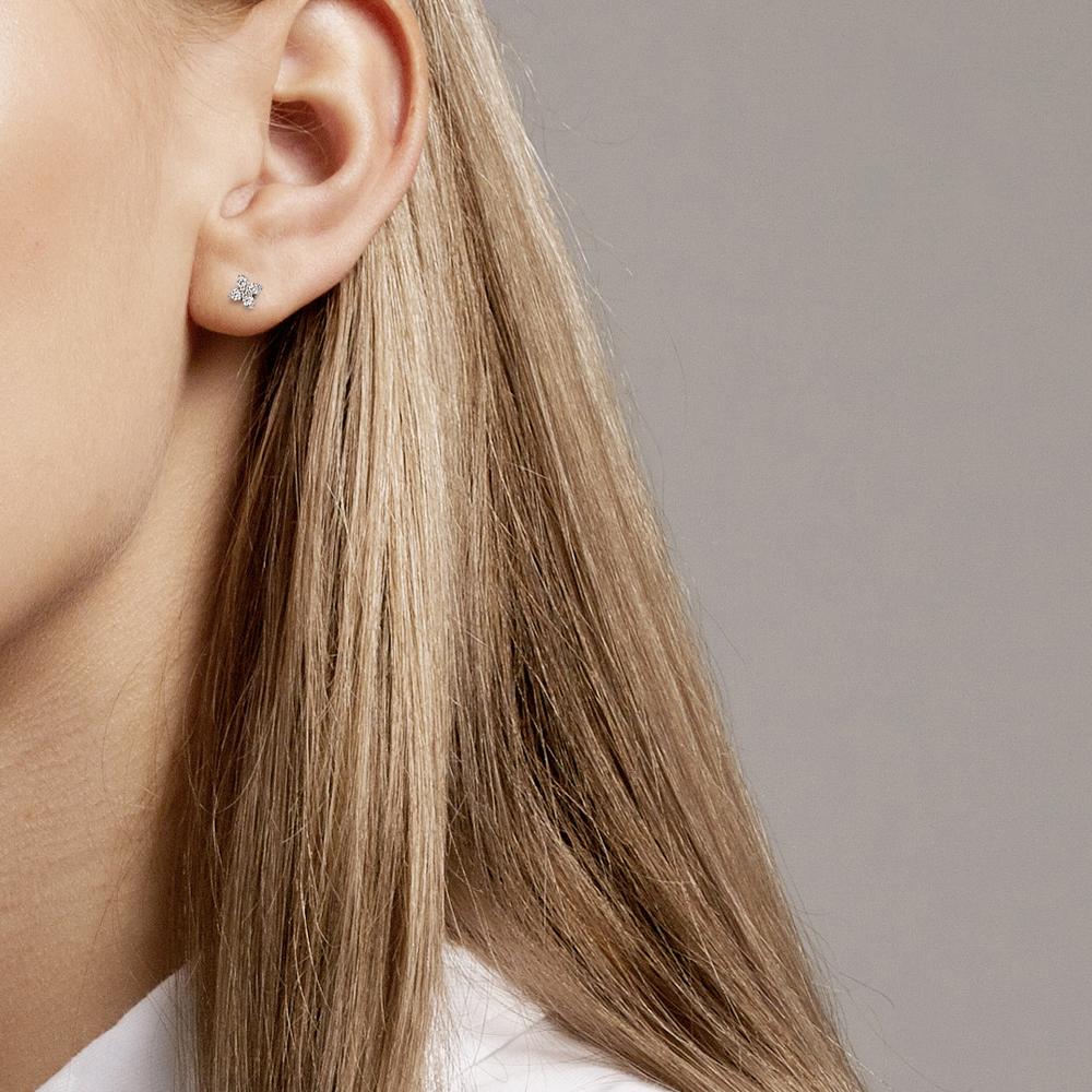 604218_b